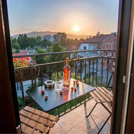 Family Konstantinovi Hotel