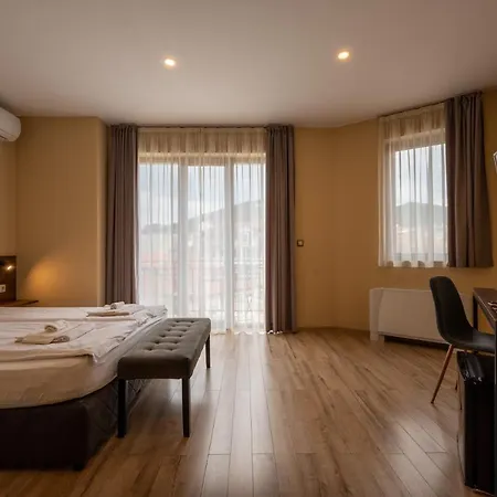 Family Konstantinovi Hotel Kiustendil